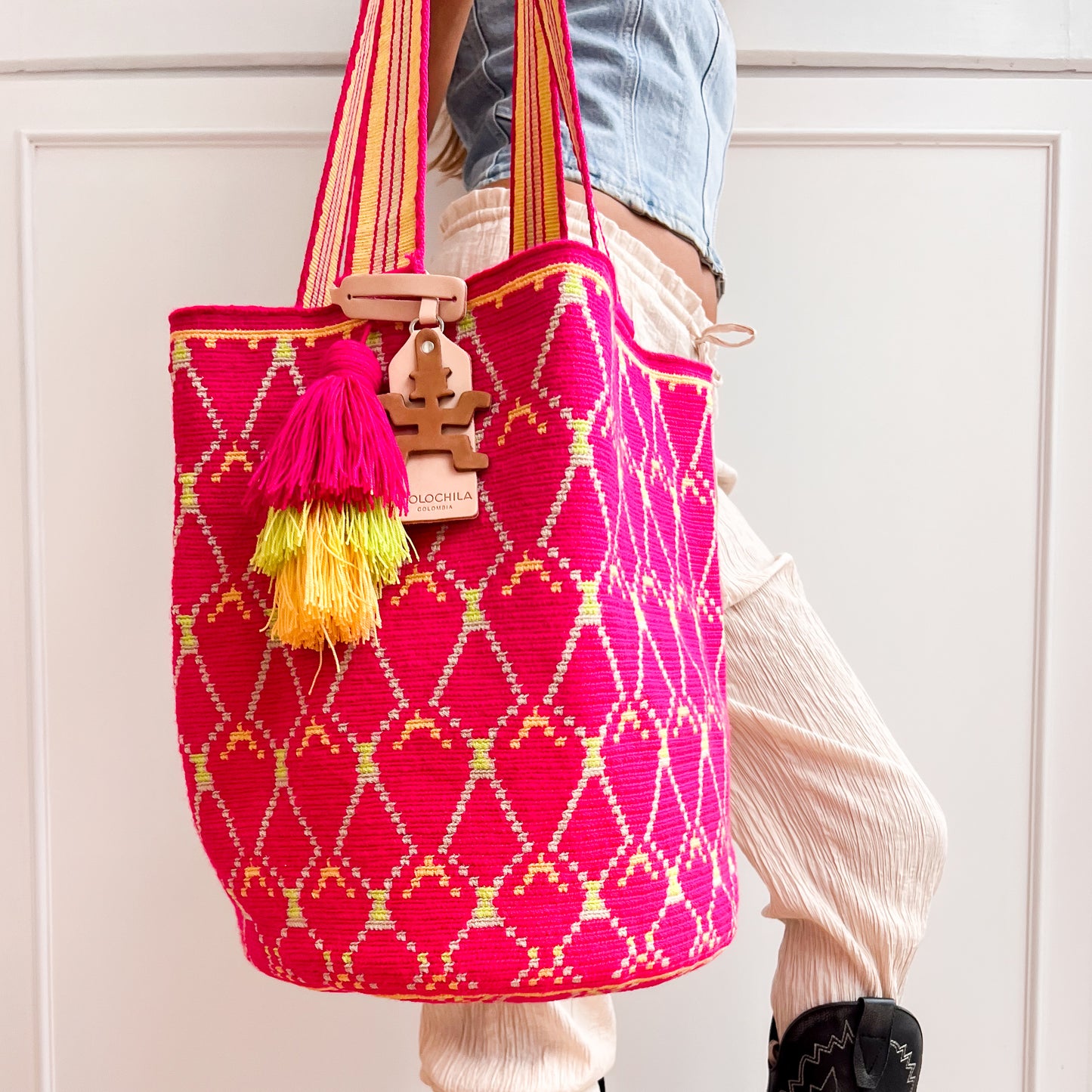 Handwoven 'Rafa' Large Bag - Pink Mochila