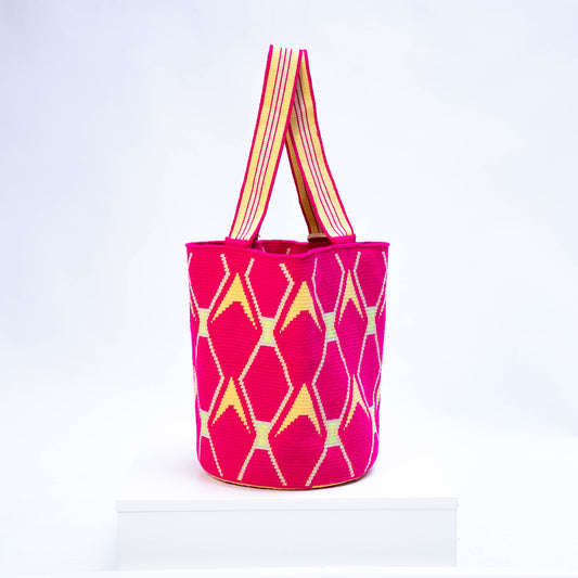Handwoven Rafaela Large Bag - Pink Mochila