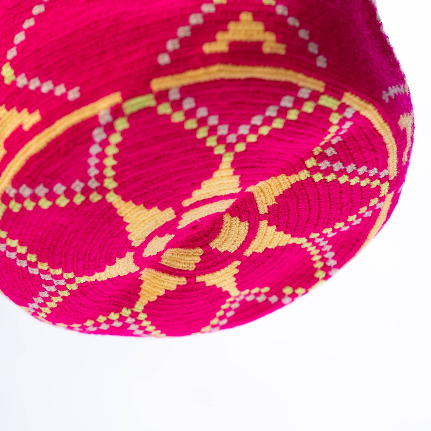 Handwoven 'Rafaelita' Small Bag - Pink Mochila