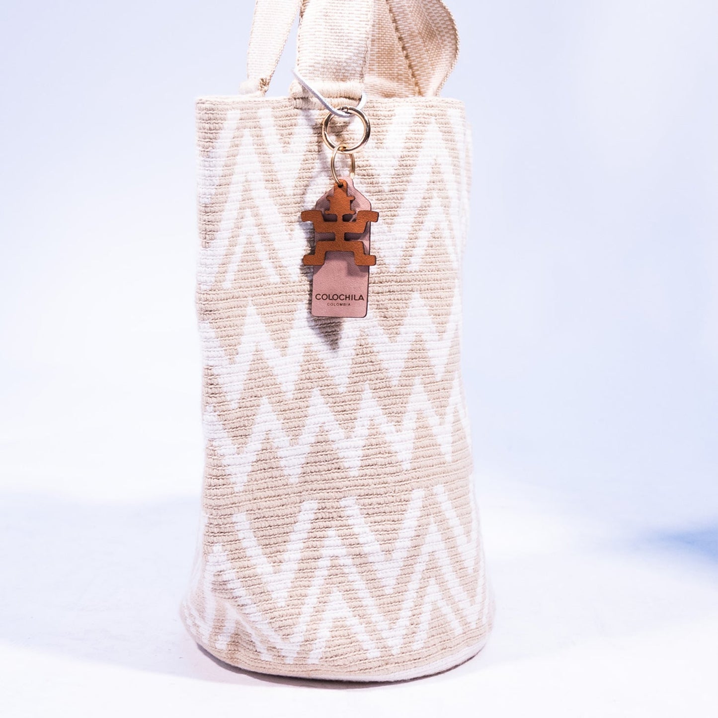 Handwoven 'Sabina' Large Bag - White and Beige Mochila